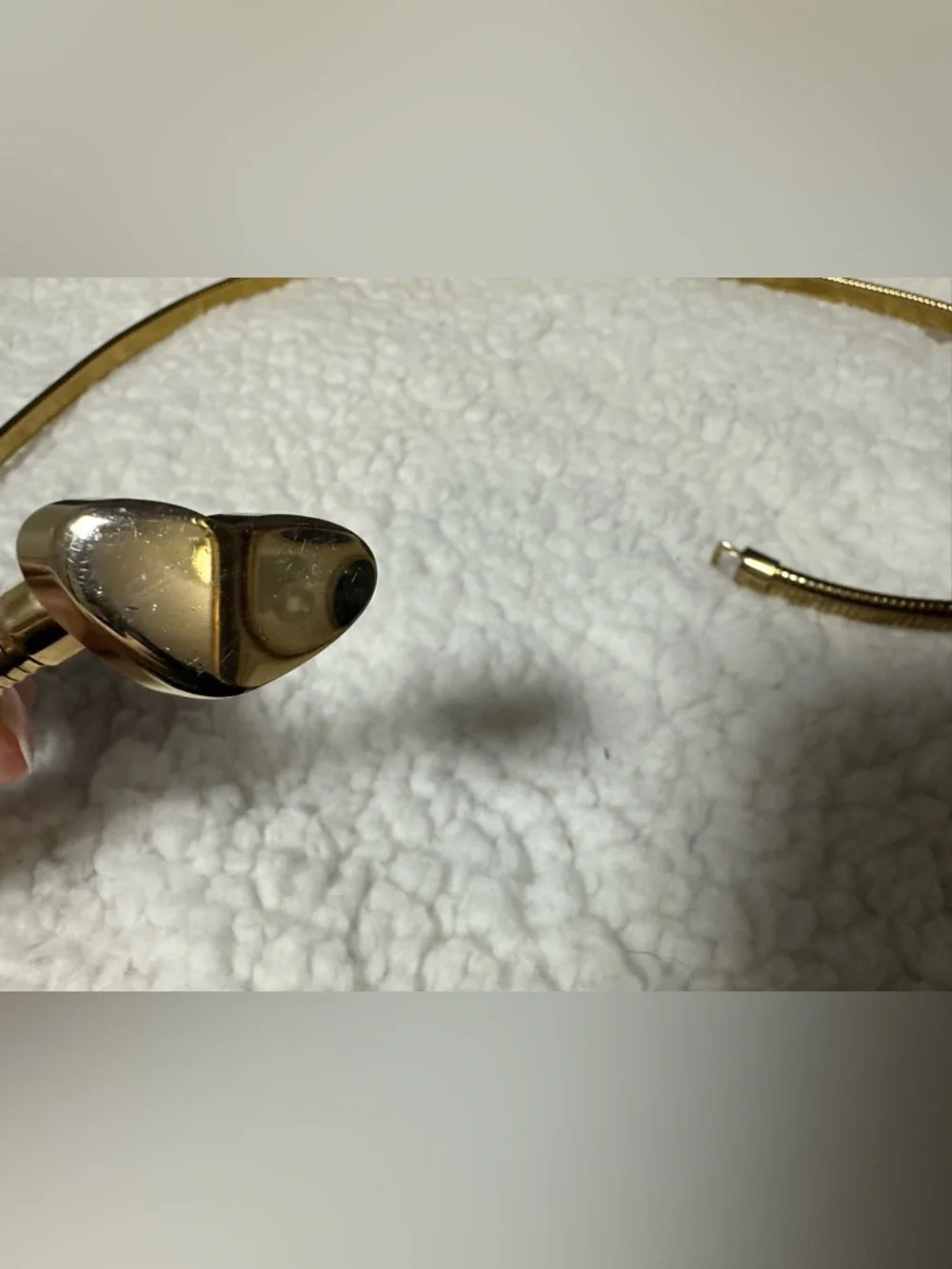 Vintage Goldtone Heart Stretch Serpentine Belt - Women Accessories 27-32” - Picture 2 of 4